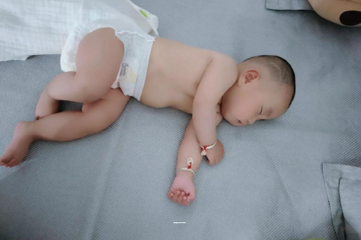 鹤壁宝宝高烧怎么处理